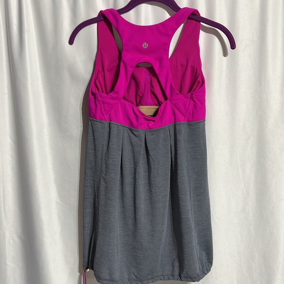 Lululemon pink and gray activewear tank top size 8 - Picture 3 of 5